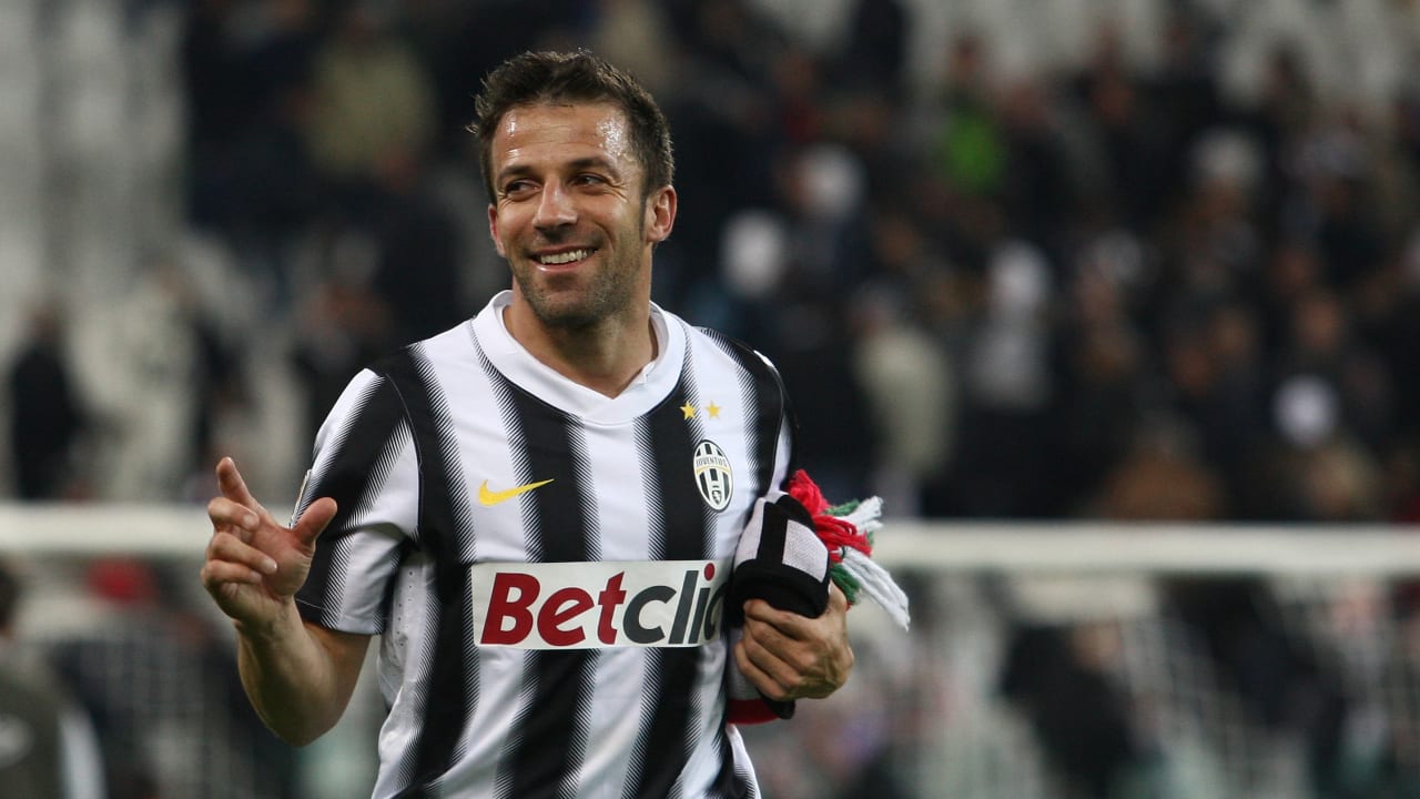 10-Man Juventus Held To Draw By Lazio 10-Man Juventus Held To Draw By Lazio