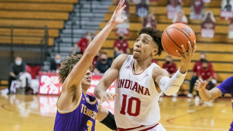 12-1 Rout: Tennessee Cruises Past Indiana State 12-1 Rout: Tennessee Cruises Past Indiana State
