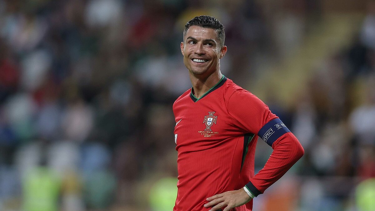2026 Dünya Kupası: Hasselbaink, Ronaldo'nun Emekli Olması Gerektiğini Söylüyor 2026 Dünya Kupası: Hasselbaink, Ronaldo'nun Emekli Olması Gerektiğini Söylüyor