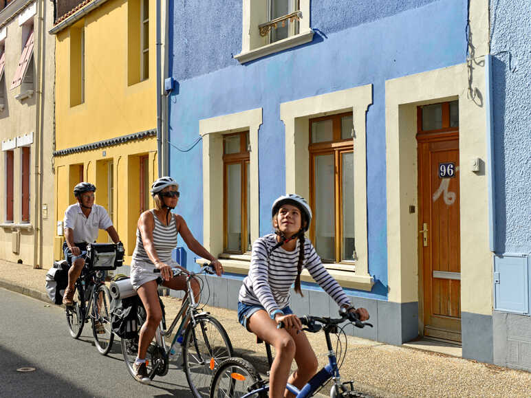 5 Circuits Vélo Pour Découvrir La Loire, Nantes Et L'Estuaire 5 Circuits Vélo Pour Découvrir La Loire, Nantes Et L'Estuaire