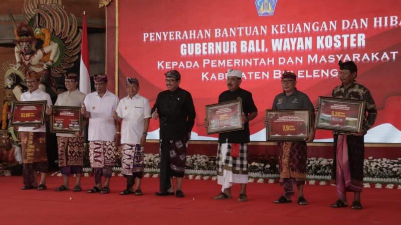 6 Kabupaten Terima BKK: Gubernur Koster Umumkan Mekanisme Penyaluran Dan Program Strategis 6 Kabupaten Terima BKK: Gubernur Koster Umumkan Mekanisme Penyaluran Dan Program Strategis