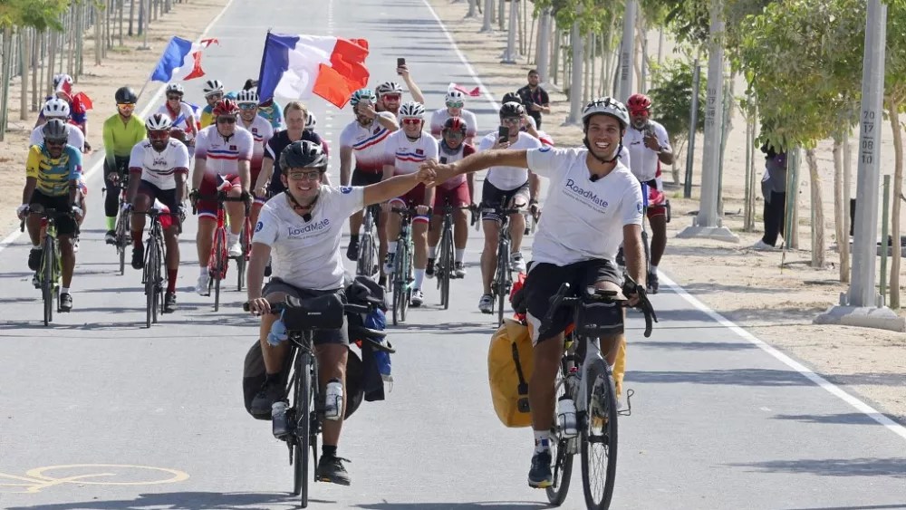 8000 Km À Vélo : Le Pari Fou De Trois Jeunes Ornais 8000 Km À Vélo : Le Pari Fou De Trois Jeunes Ornais