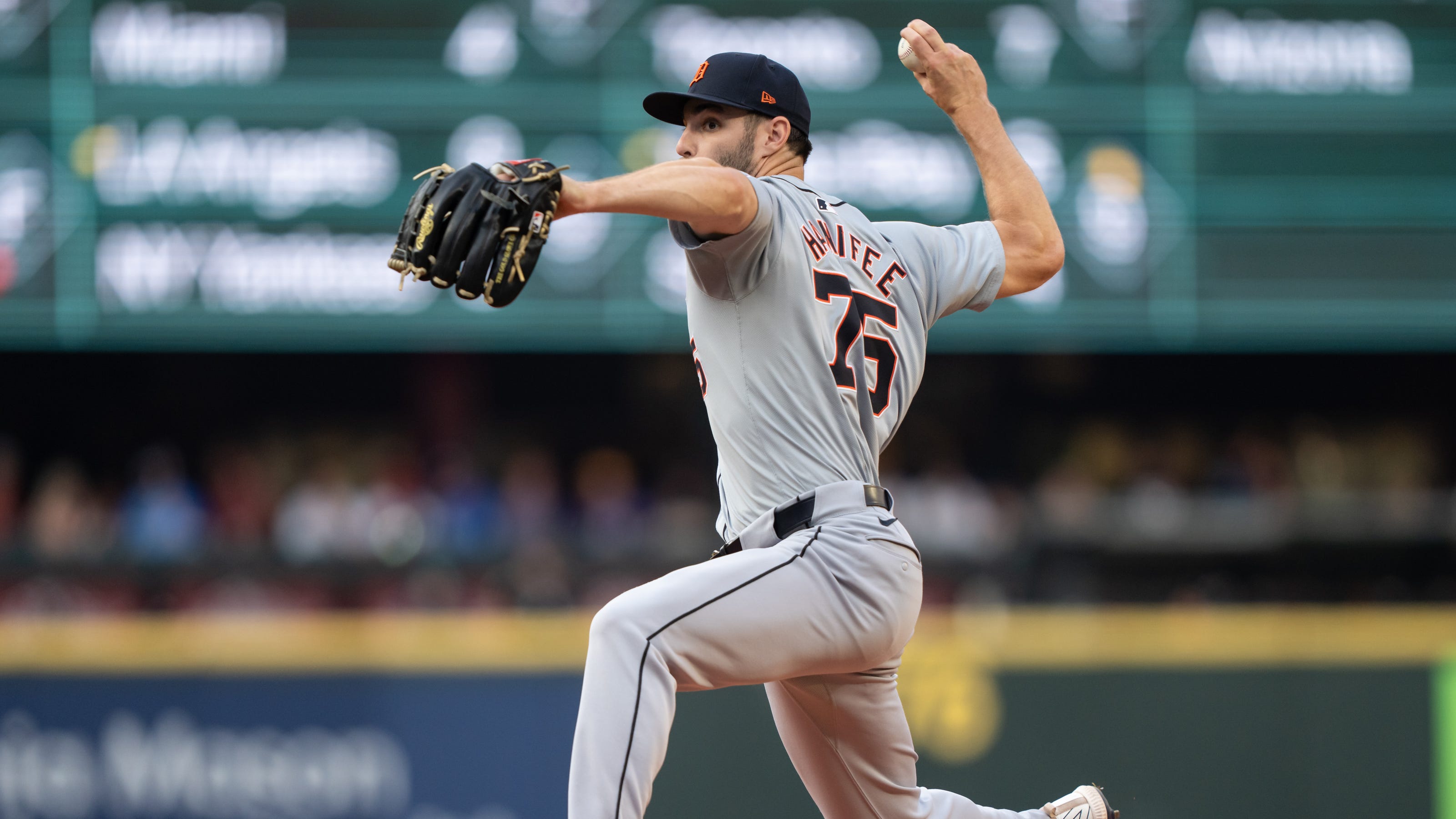 9-6 Victory: Tigers Begin Season With Win Against Mariners 9-6 Victory: Tigers Begin Season With Win Against Mariners