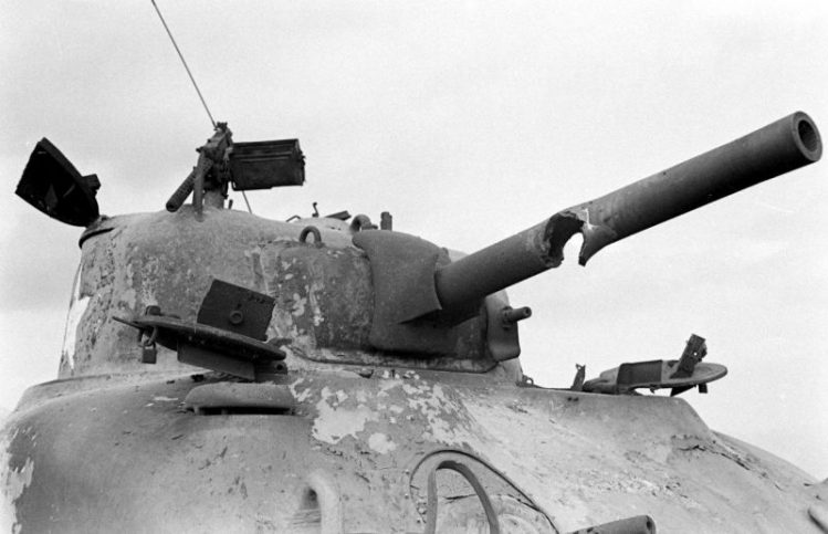 98-Year-Old WWII Veteran Destroys Tesla With Sherman Tank 98-Year-Old WWII Veteran Destroys Tesla With Sherman Tank