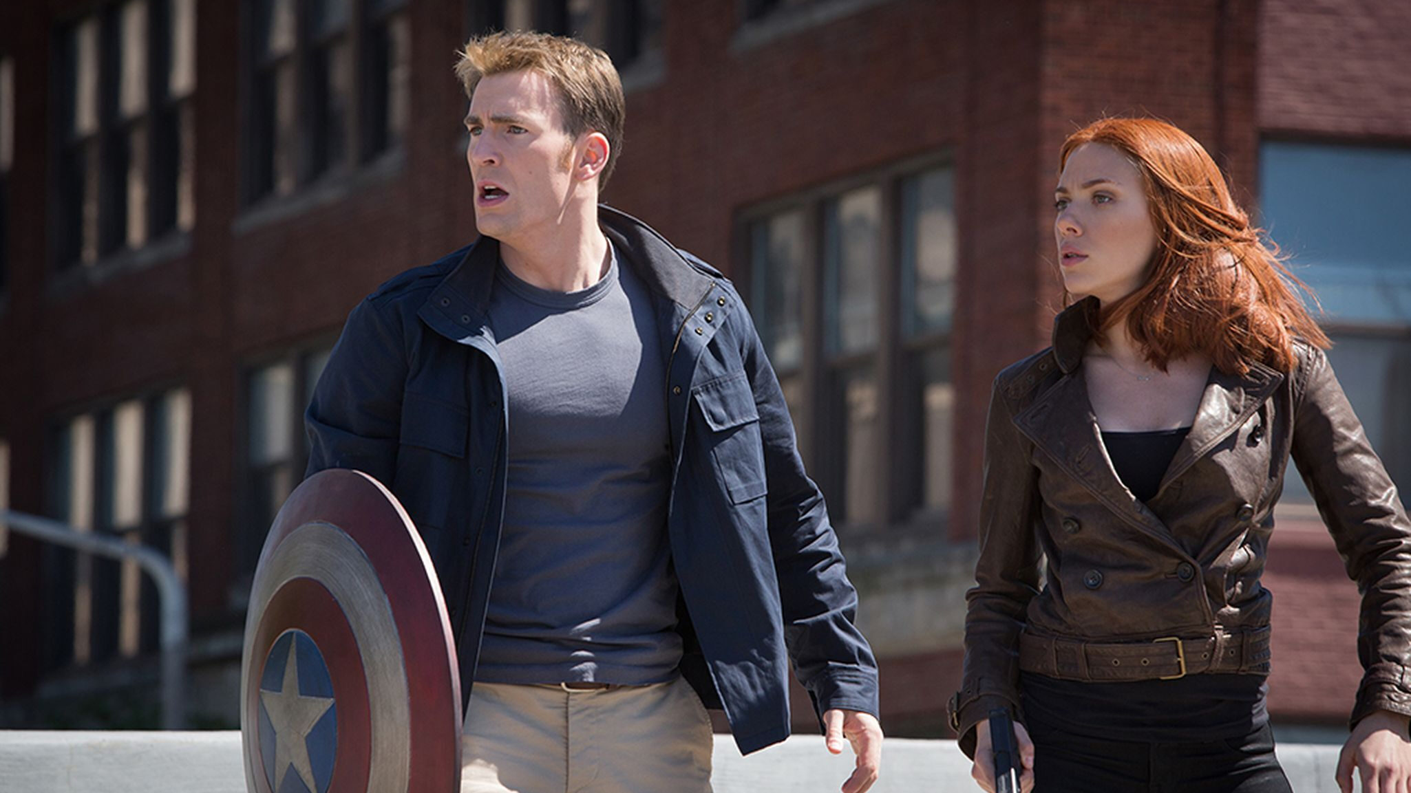 A Forgotten Scarlett Johansson & Chris Evans Comedy Now On Netflix A Forgotten Scarlett Johansson & Chris Evans Comedy Now On Netflix