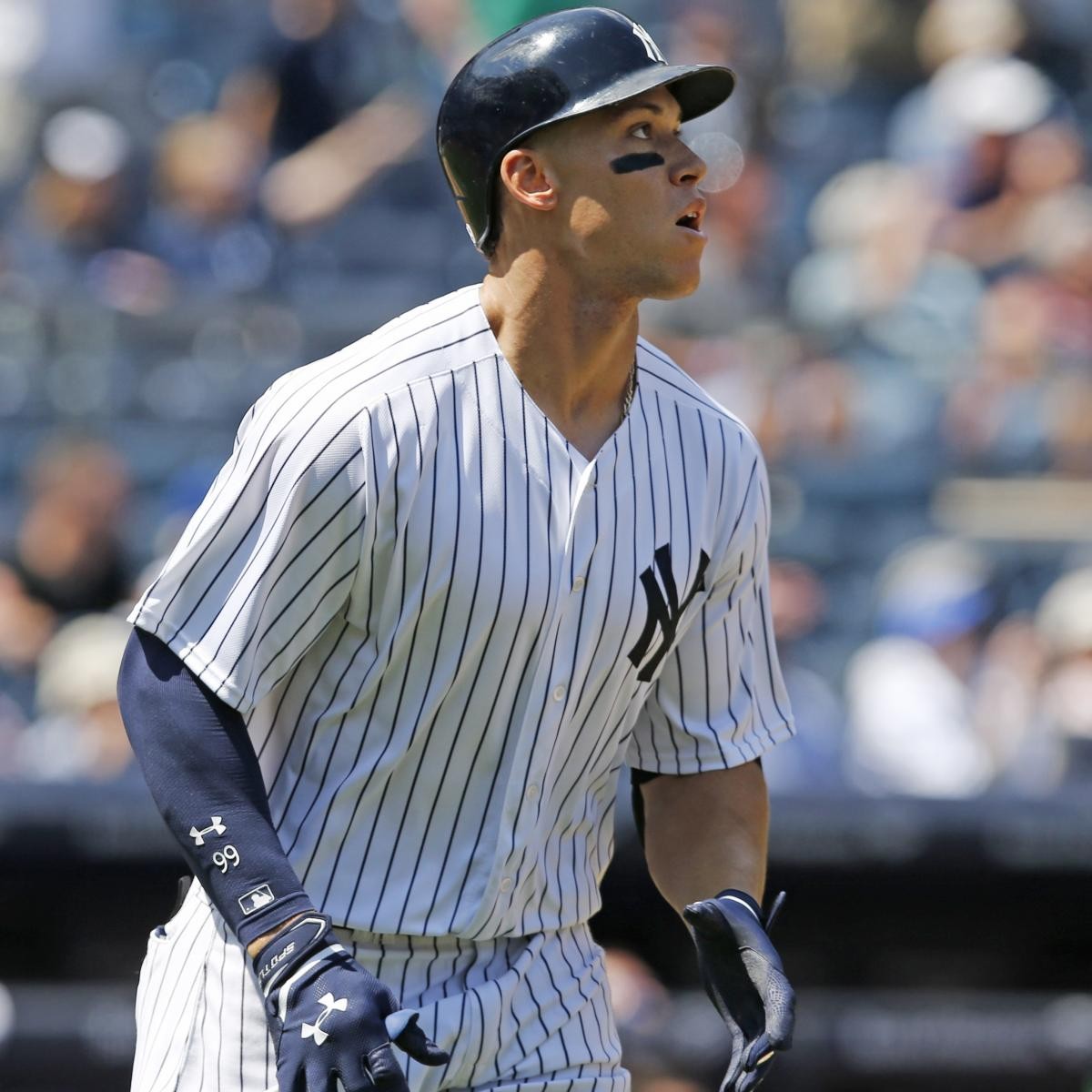 Aaron Judge Ties Babe Ruth's Yankees Record: A Historic Feat Aaron Judge Ties Babe Ruth's Yankees Record: A Historic Feat