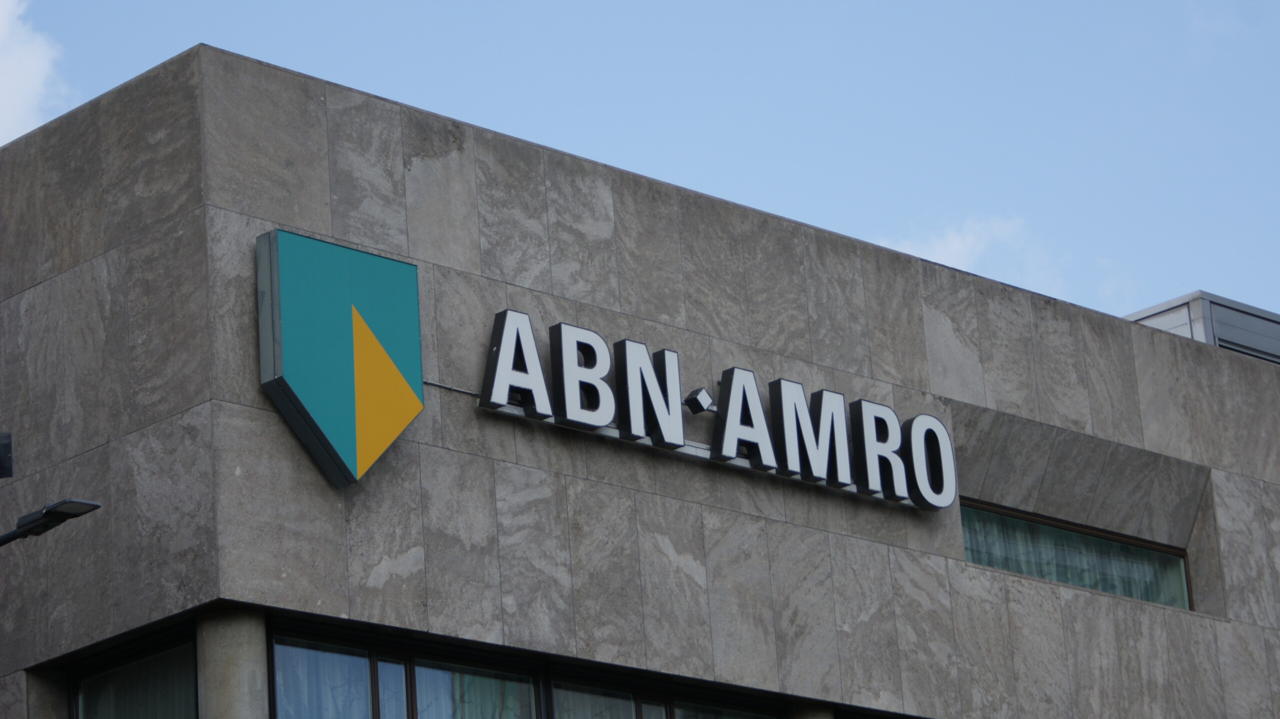 ABN AMRO: Analyse Van De Kwartaalresultaten En Effect Op De AEX ABN AMRO: Analyse Van De Kwartaalresultaten En Effect Op De AEX