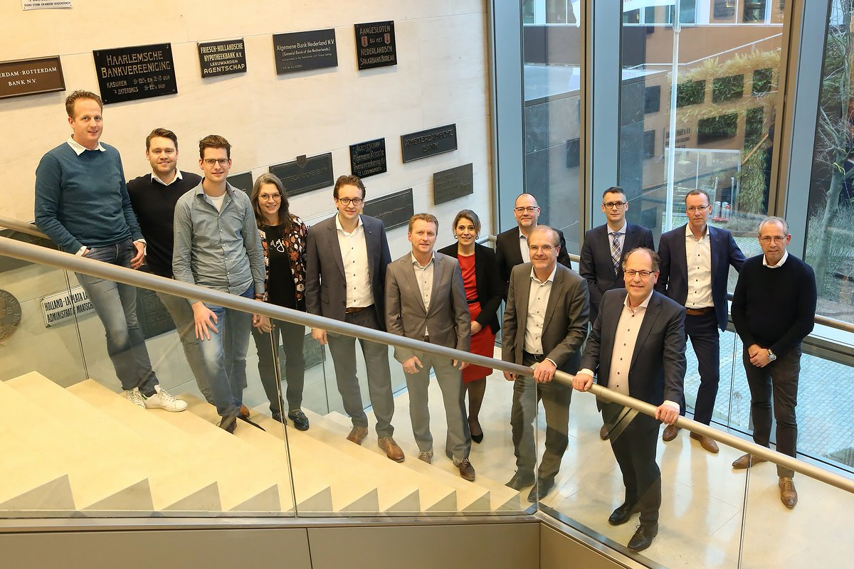 ABN AMRO Investeert In Transferz: Een Innovatief Digitaal Platform ABN AMRO Investeert In Transferz: Een Innovatief Digitaal Platform