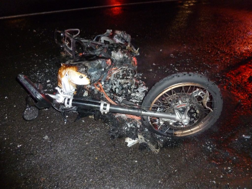 Accident De Moto Fatal À Séoul : Photos De La Scène Accident De Moto Fatal À Séoul : Photos De La Scène