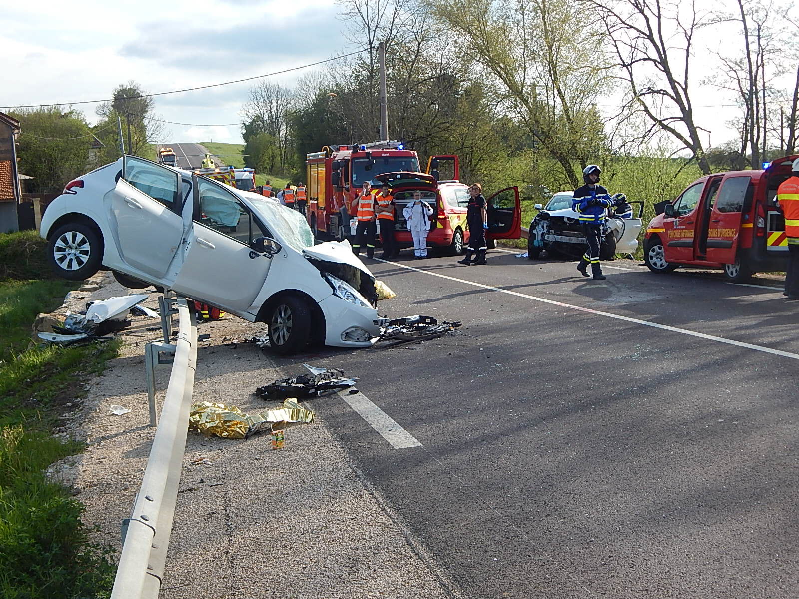 Accident Mortel À Séoul : Effondrement De Chaussée Et Décès D'un Motard Accident Mortel À Séoul : Effondrement De Chaussée Et Décès D'un Motard