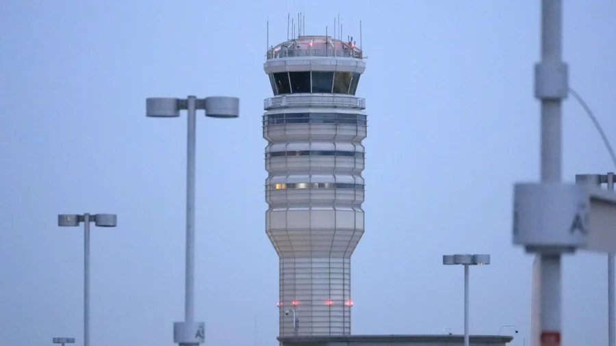 Air Traffic Controller Prevents Midair Collision: An Exclusive Interview Air Traffic Controller Prevents Midair Collision: An Exclusive Interview