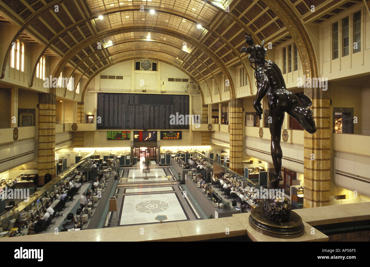 Amsterdam Stock Market: Three Days Of Significant Losses Totaling 11% Amsterdam Stock Market: Three Days Of Significant Losses Totaling 11%