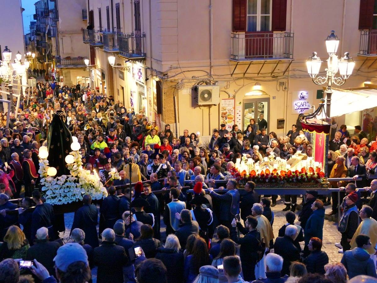 Analisi Del Venerdì Santo Secondo Feltri