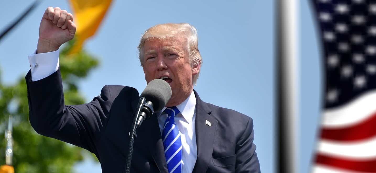 Analisi Dell'effetto Dei Dazi Di Trump (20%) Sul Settore Moda: Nike, Lululemon E Altri Analisi Dell'effetto Dei Dazi Di Trump (20%) Sul Settore Moda: Nike, Lululemon E Altri
