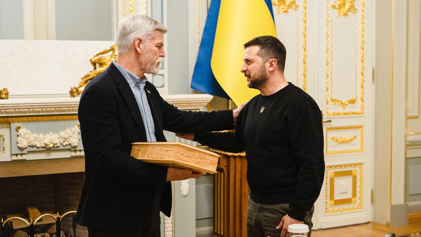 Аналіз Заяв Єврокомісара Щодо Вступу України До НАТО Аналіз Заяв Єврокомісара Щодо Вступу України До НАТО
