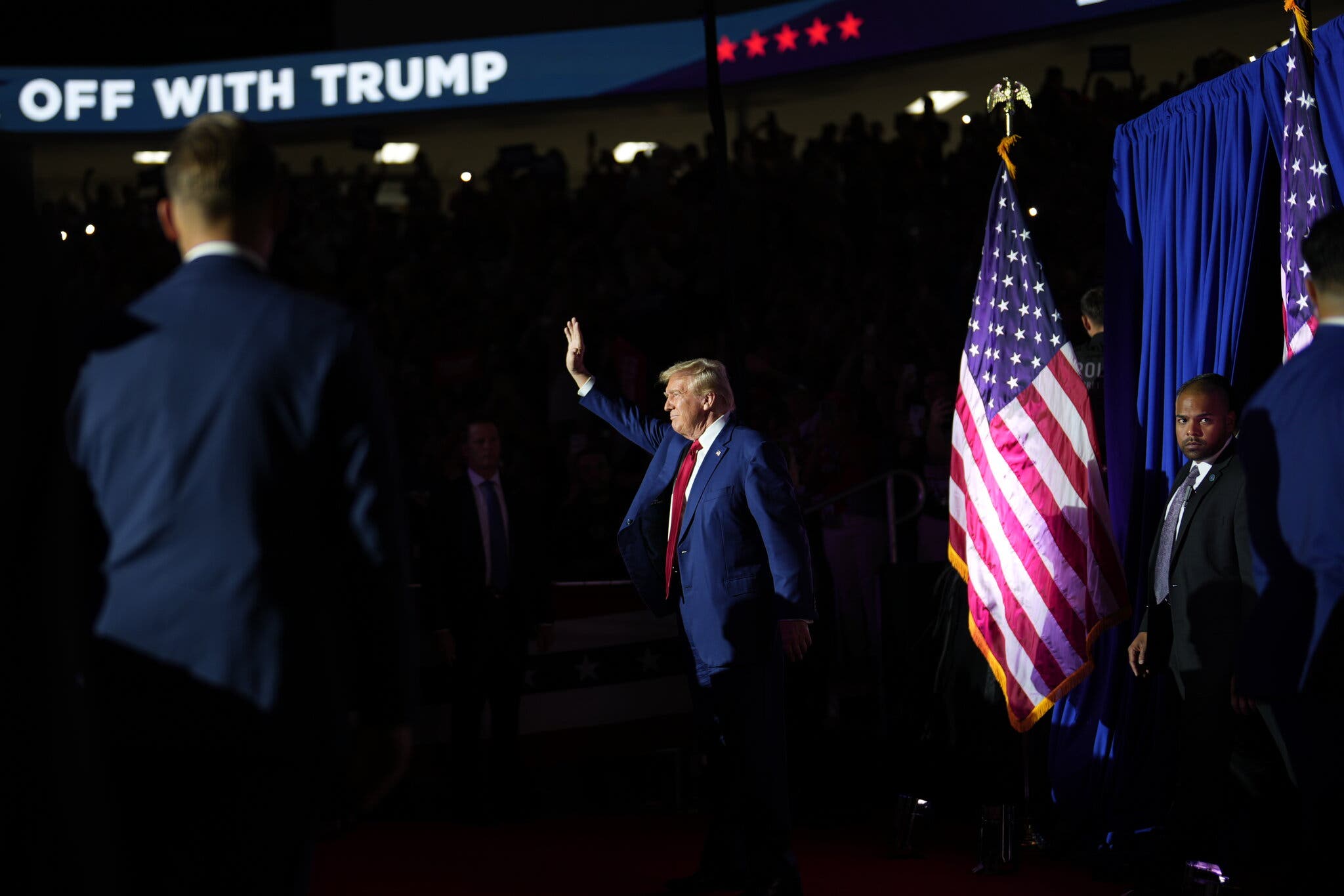 Analysis Of Trump's 26 Clemency Grants: Impact And Controversy Analysis Of Trump's 26 Clemency Grants: Impact And Controversy