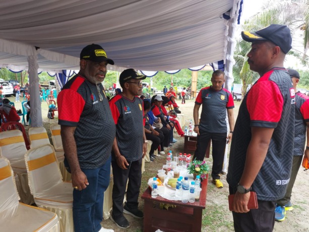 Anthonius Ayorbaba: Mari Dukung Persipura Menuju Kejayaan Anthonius Ayorbaba: Mari Dukung Persipura Menuju Kejayaan
