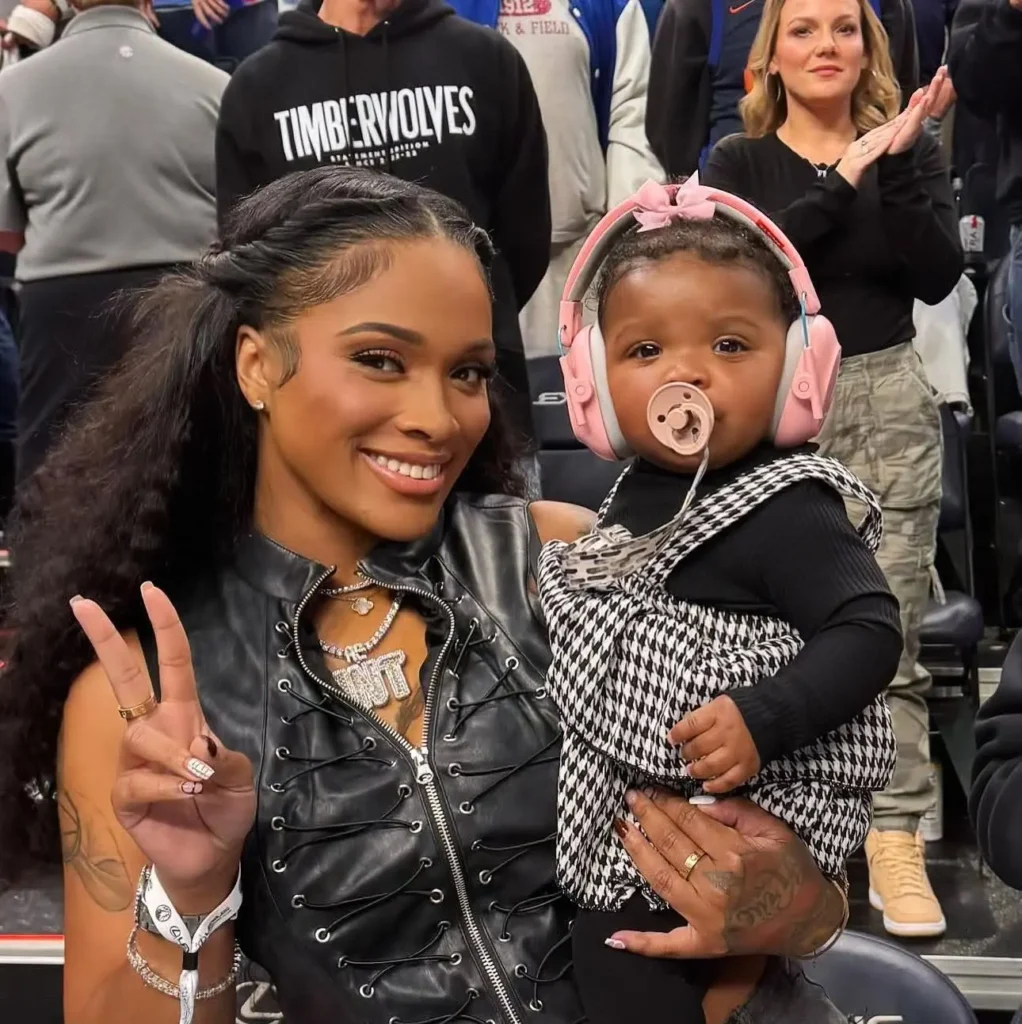 Anthony Edwards And Ayesha Howard: Details Emerge In Alleged Abortion Text Exchange Anthony Edwards And Ayesha Howard: Details Emerge In Alleged Abortion Text Exchange