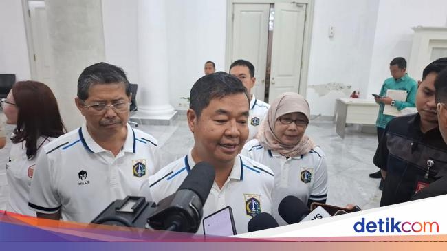 Antisipasi Hujan Lebat: Prakiraan Cuaca Jawa Barat (26/3), Terutama Bandung