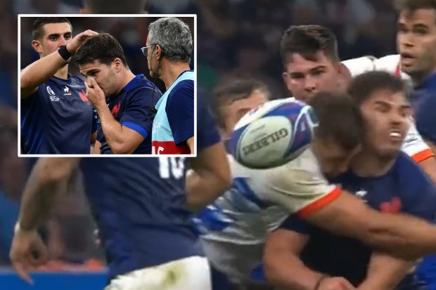 Antoine Dupont's 11-Point Masterclass Secures France's Win Over Italy Antoine Dupont's 11-Point Masterclass Secures France's Win Over Italy