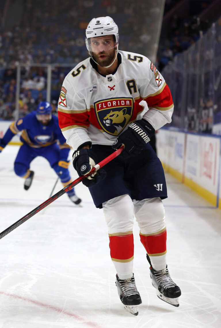 Apple Watch Technology: Enhancing Performance Of NHL Officials Apple Watch Technology: Enhancing Performance Of NHL Officials