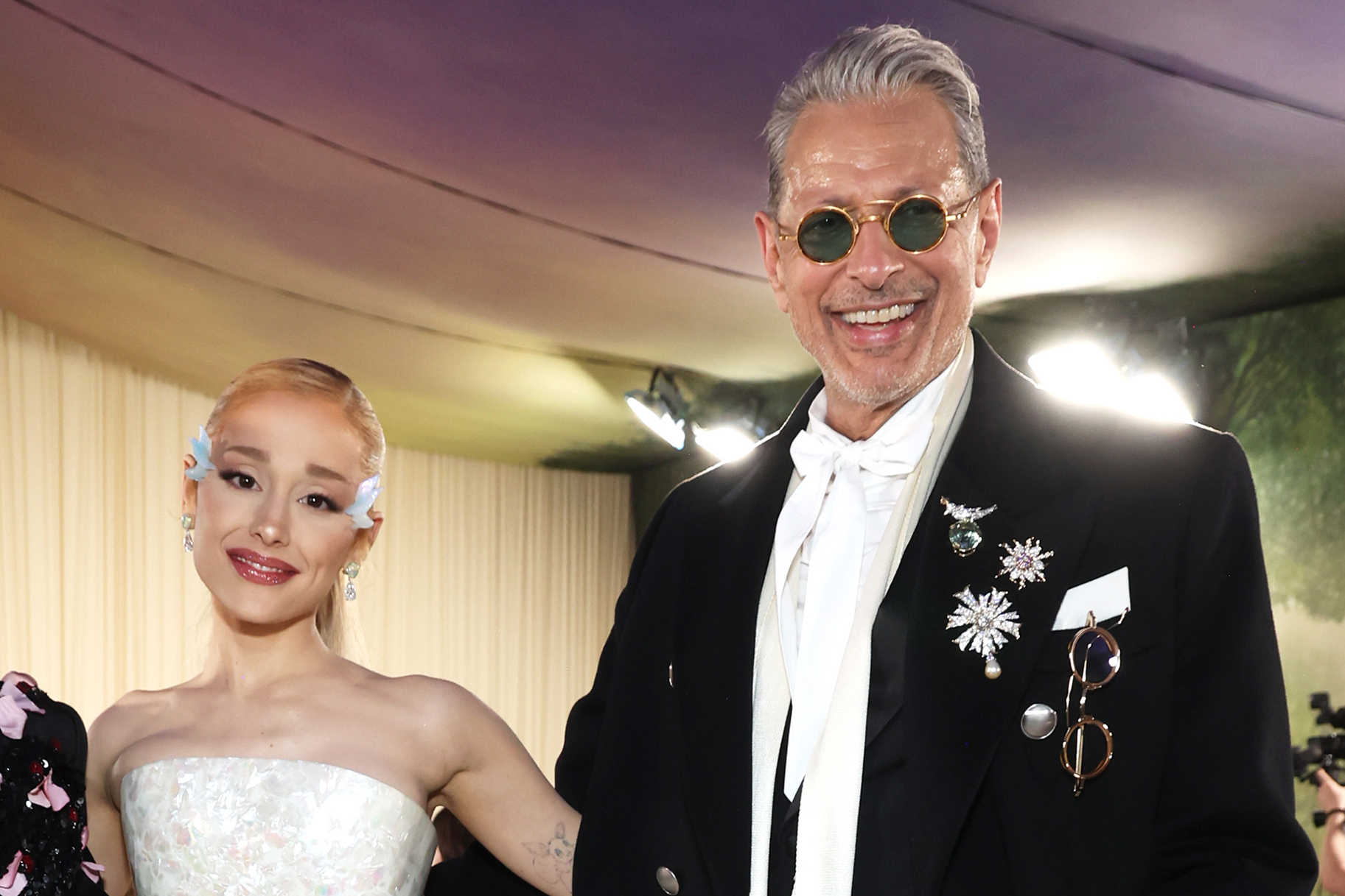 Ariana Grande And Jeff Goldblum Collaborate On Ariana Grande And Jeff Goldblum Collaborate On