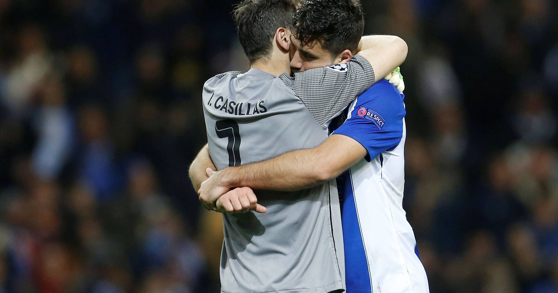 AS Roma - Calificare În Optimile Europa League După Victoria Asupra FC Porto (3-2) AS Roma - Calificare În Optimile Europa League După Victoria Asupra FC Porto (3-2)