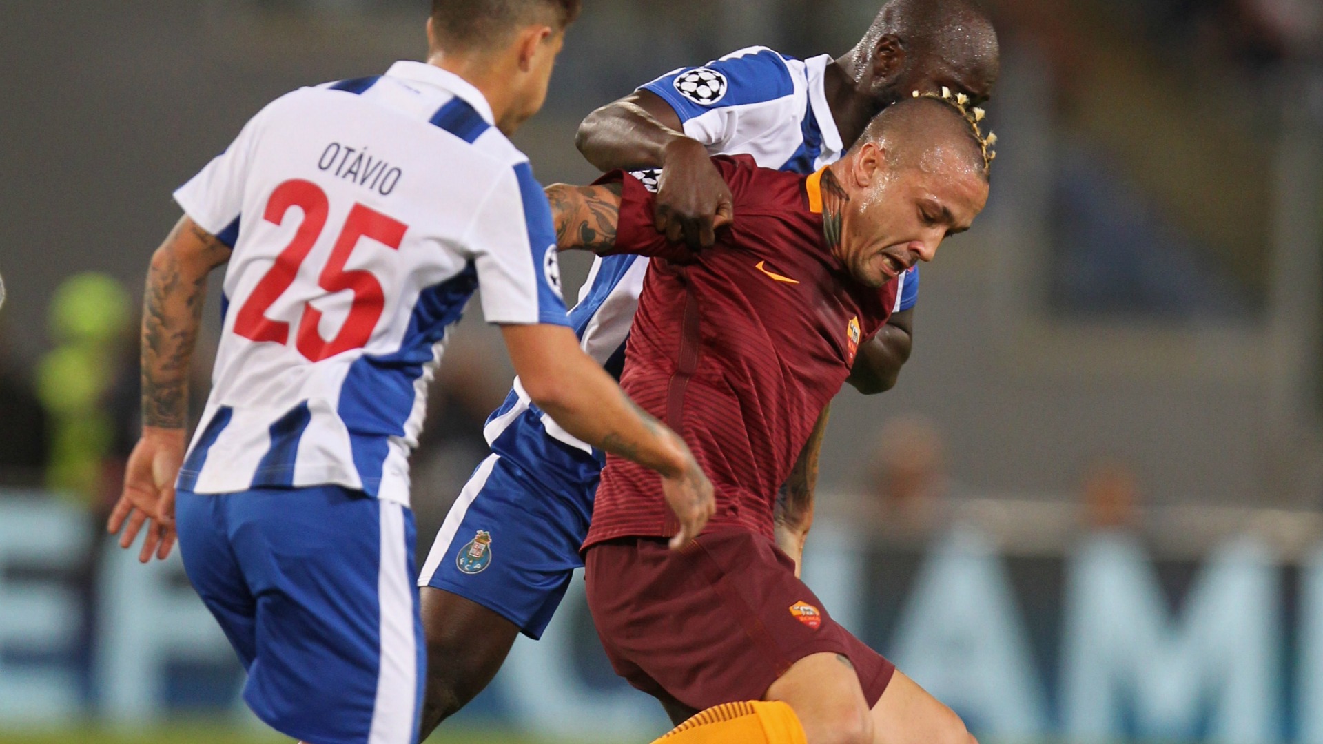 AS Roma Elimină FC Porto Și Merge Mai Departe În Europa League AS Roma Elimină FC Porto Și Merge Mai Departe În Europa League