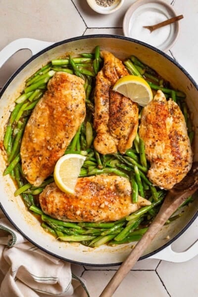 Asparagus: A Nutrient-Rich Vegetable And Its Health Benefits