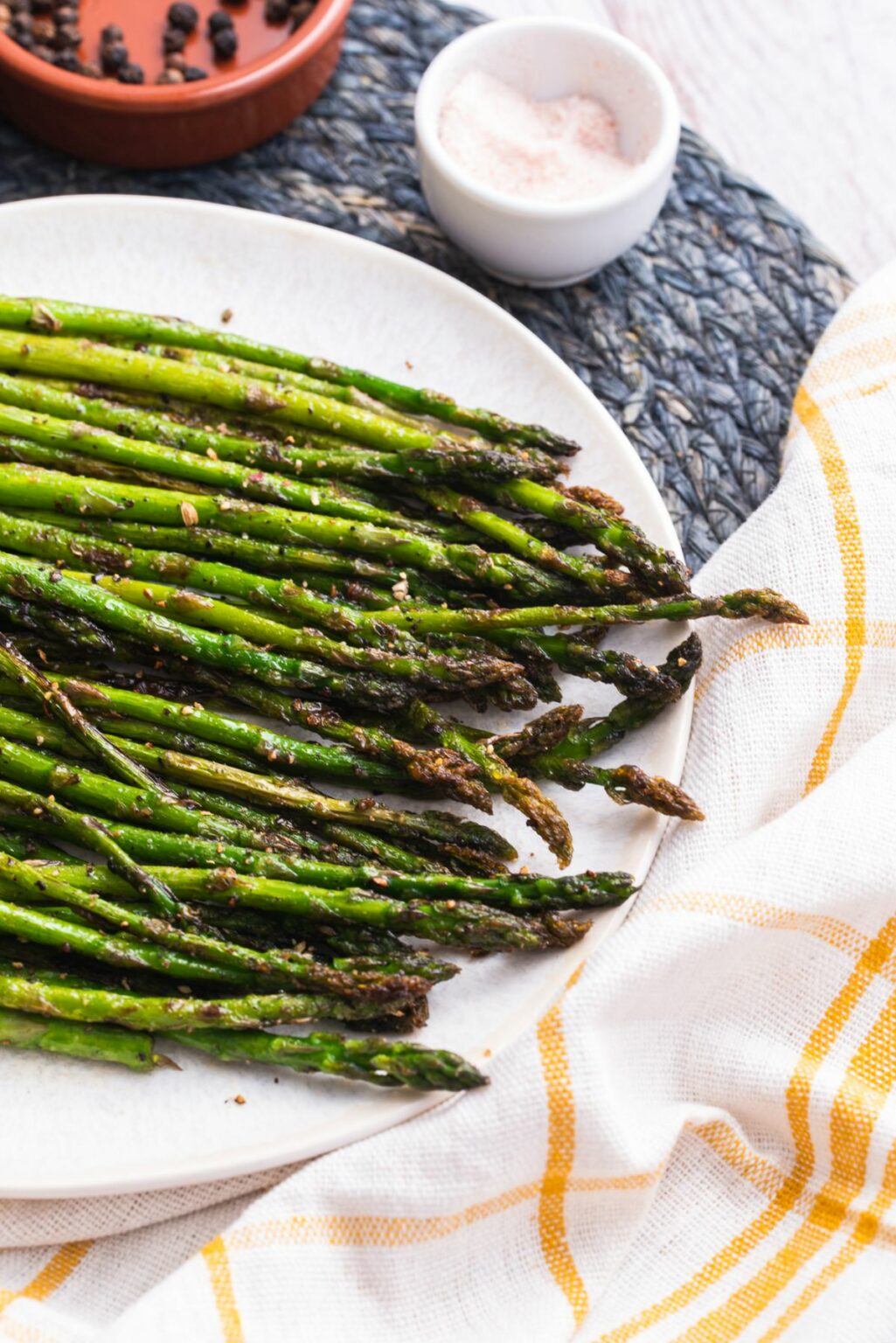 Asparagus Nutrition: Exploring The Health Perks Of This Versatile Vegetable