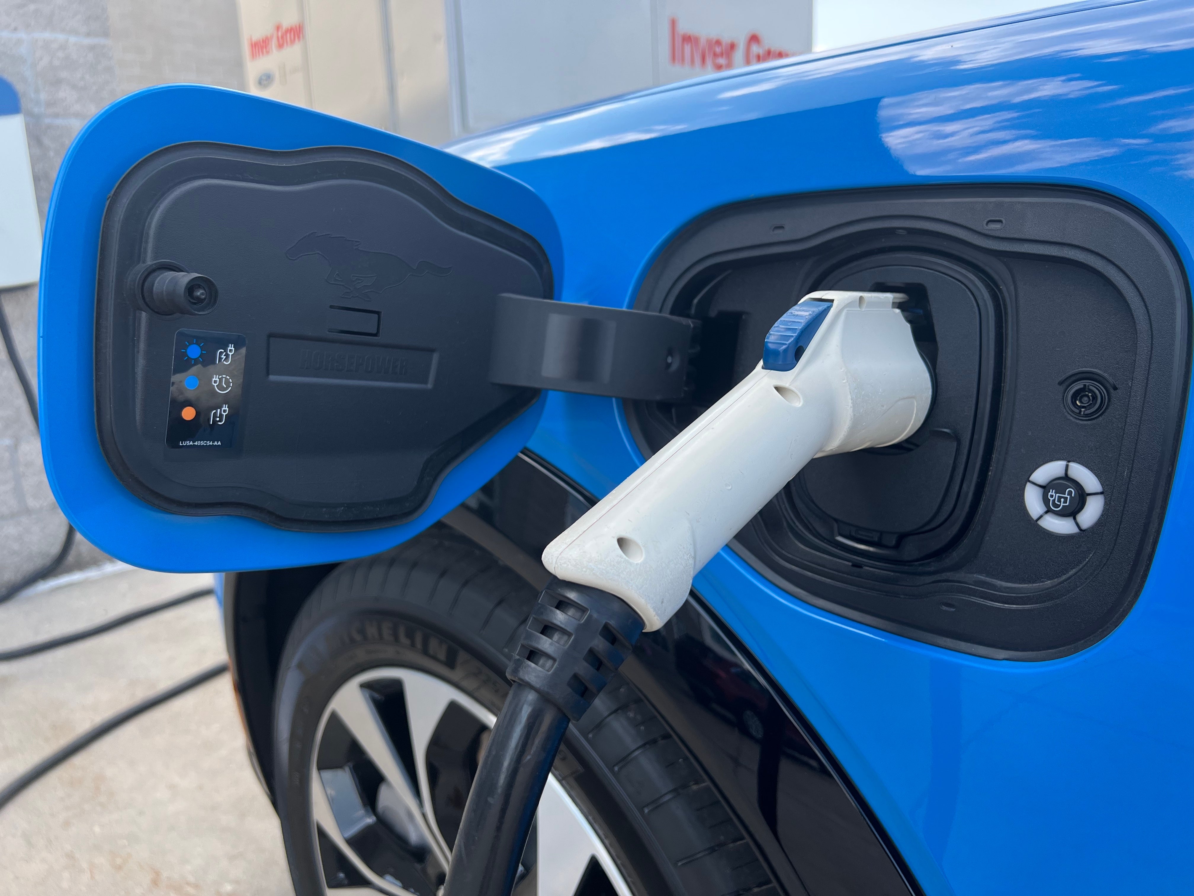 Auto Dealers Renew Opposition To Government EV Mandates Auto Dealers Renew Opposition To Government EV Mandates