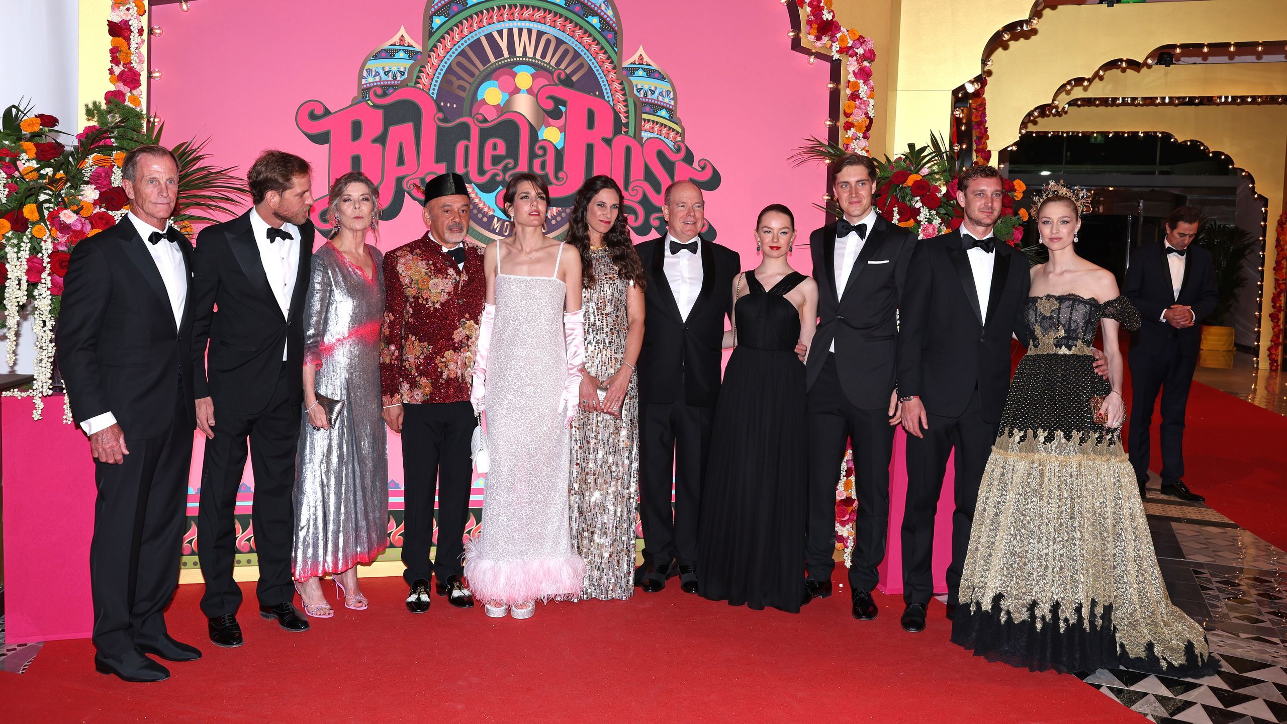 Baile De La Rosa 2025: Los Vestidos Más Elegantes De Carolina De Mónaco Y Otras Invitadas Baile De La Rosa 2025: Los Vestidos Más Elegantes De Carolina De Mónaco Y Otras Invitadas