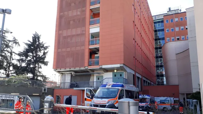 Becciu Condannato: Deve Risarcire 40mila Euro Becciu Condannato: Deve Risarcire 40mila Euro