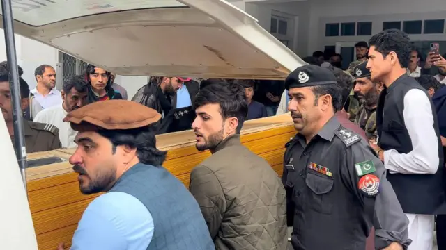 بھارت کے ساتھ نتیجہ خیز مذاکرات: کشمیر تنازع کا حل بھارت کے ساتھ نتیجہ خیز مذاکرات: کشمیر تنازع کا حل