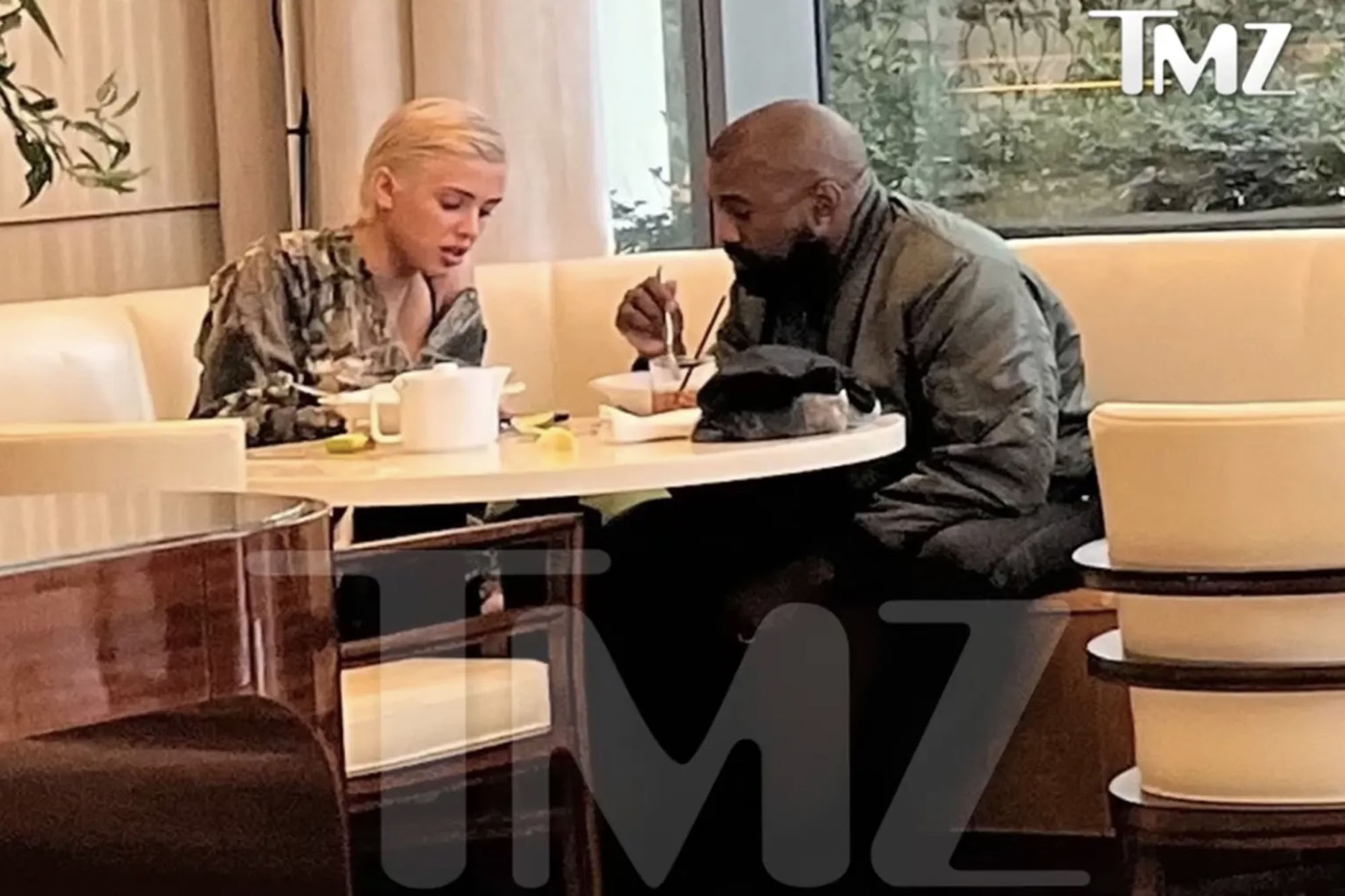 Bianca Censori And Kanye West: Navigating Marital Difficulties Bianca Censori And Kanye West: Navigating Marital Difficulties
