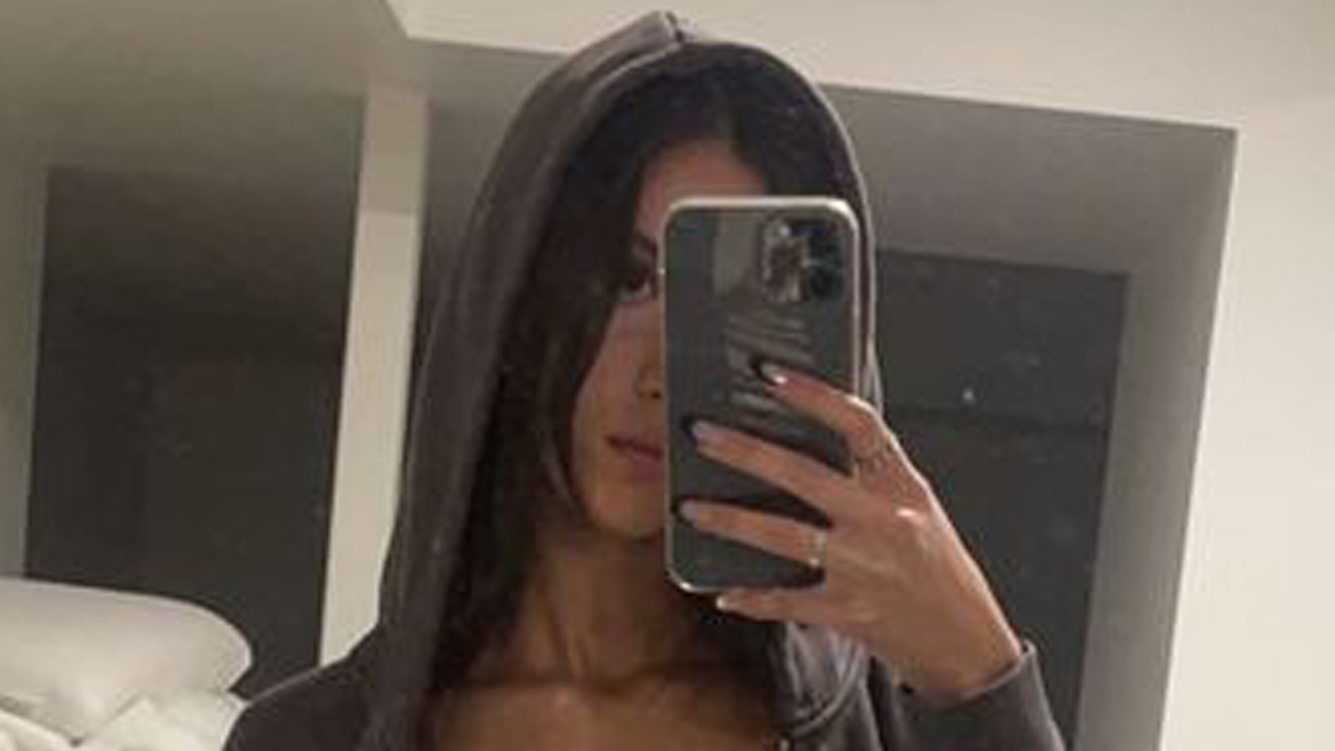 Bianca Censori's Sister Angelina: A Look Into Her Life Bianca Censori's Sister Angelina: A Look Into Her Life