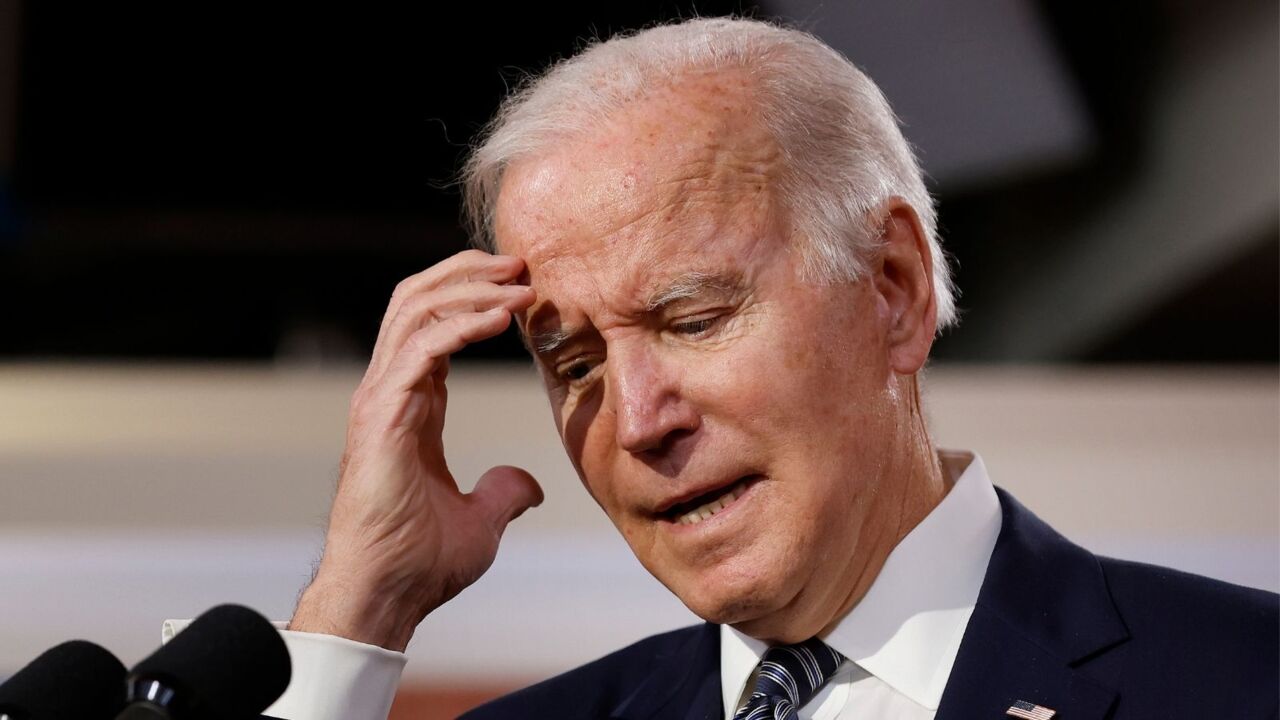 Biden's Mental State: Warren's Unsuccessful Defense Biden's Mental State: Warren's Unsuccessful Defense