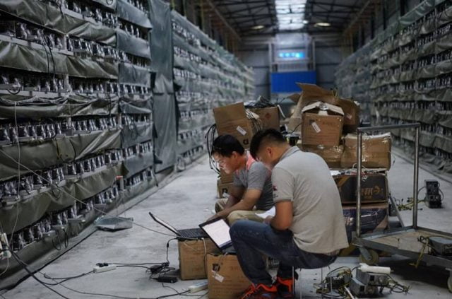 Bitcoin Madenciliği: Zorluk Artışı Ve Madencilerin Geleceği Bitcoin Madenciliği: Zorluk Artışı Ve Madencilerin Geleceği