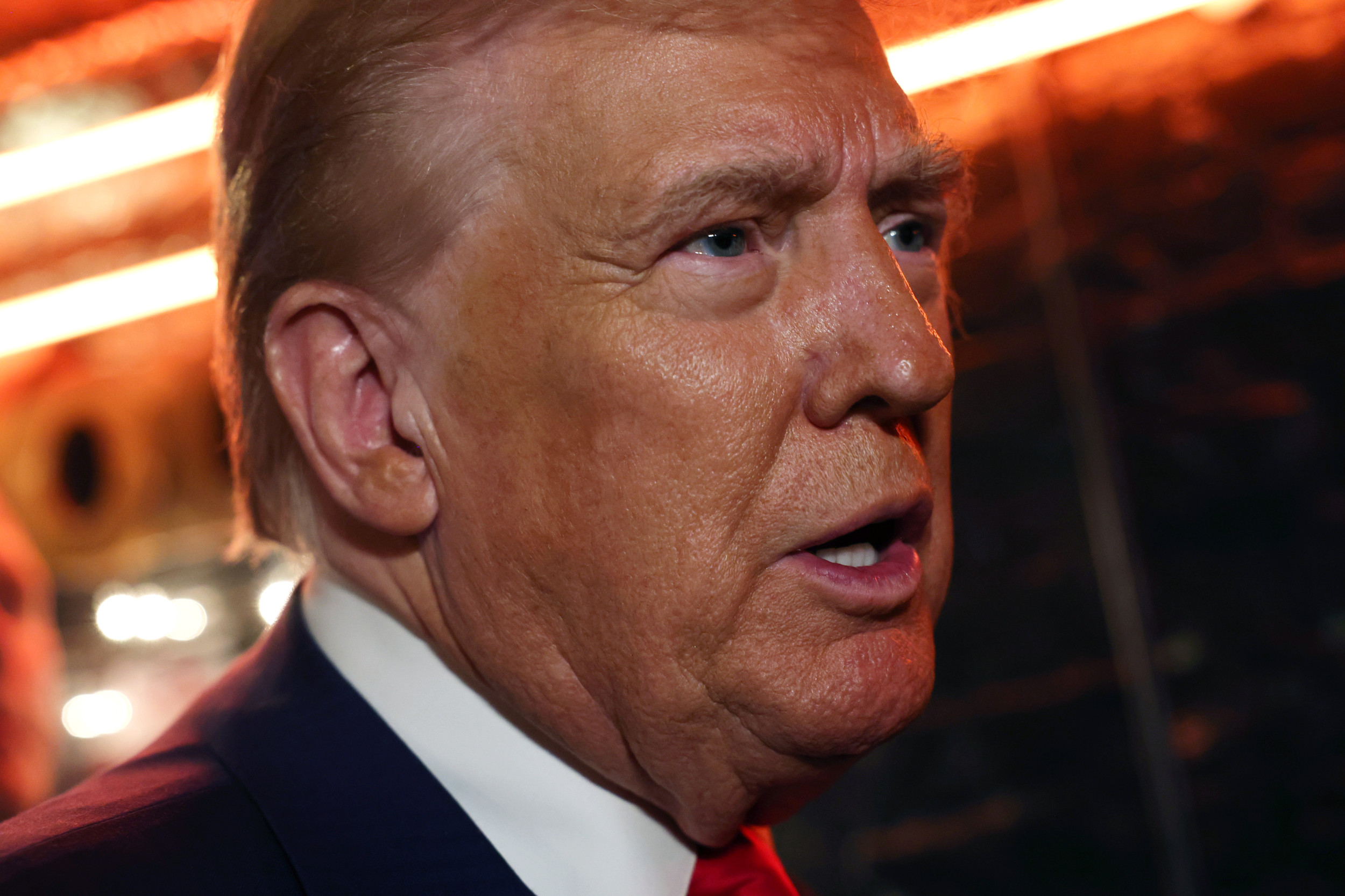Bitcoin Price Surge: Trump's Actions Ease Market Uncertainty Bitcoin Price Surge: Trump's Actions Ease Market Uncertainty