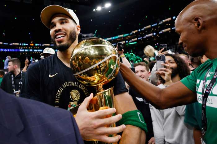 Boston Celtics Guard Shuns NBA Award Campaign Boston Celtics Guard Shuns NBA Award Campaign