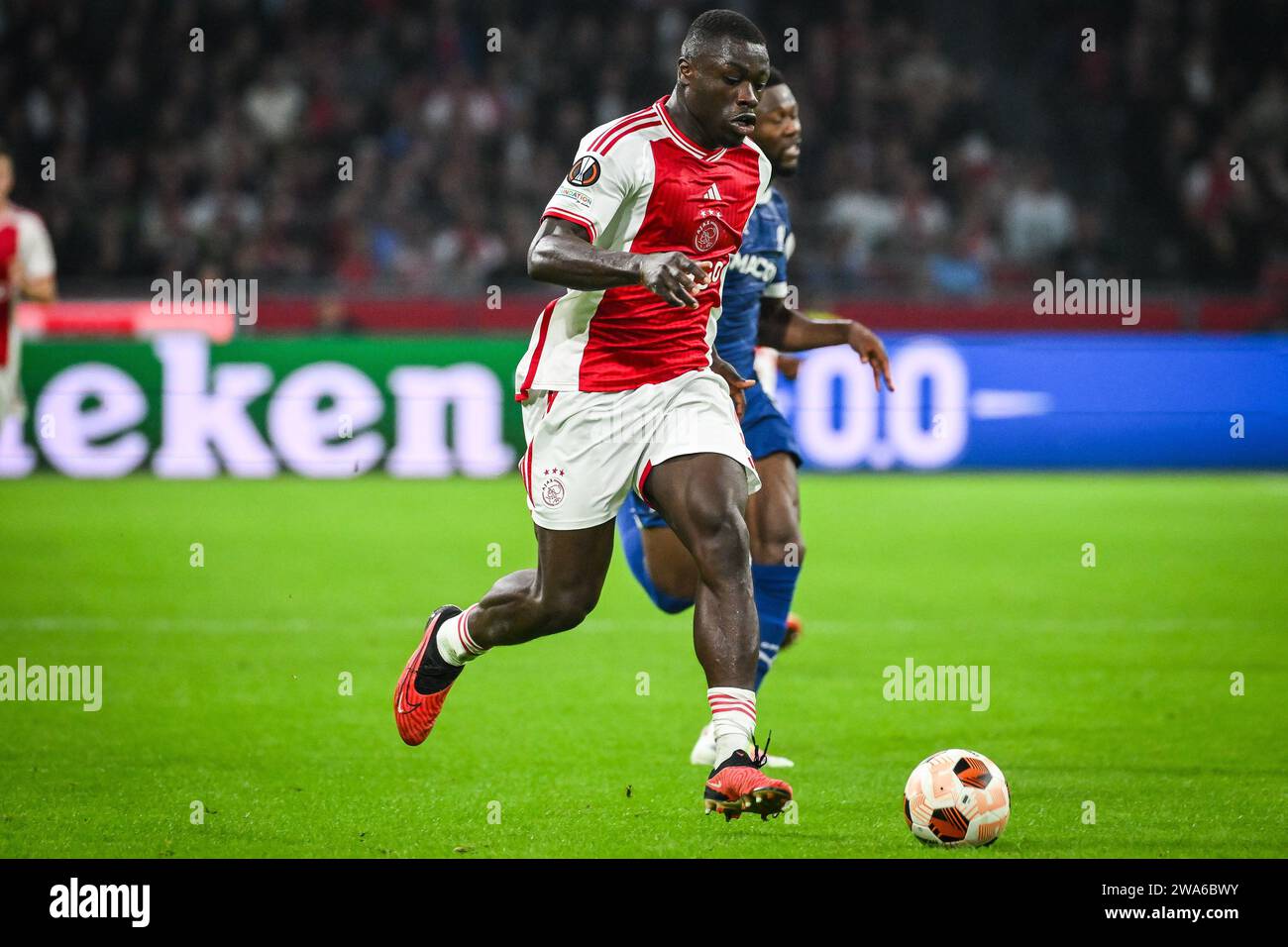 Brian Brobbey's Physical Attributes: A Europa League Talking Point Brian Brobbey's Physical Attributes: A Europa League Talking Point