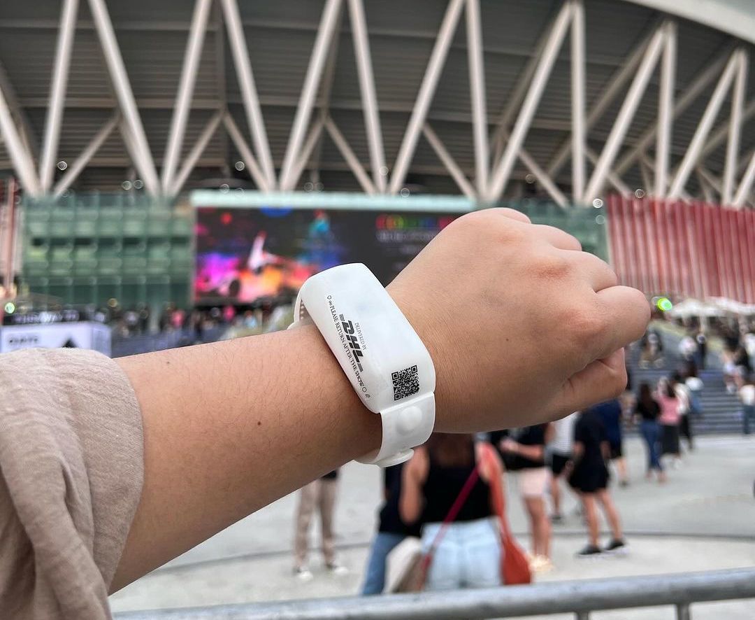 BTS Jin's Promise: A Speedy Return After Coldplay Seoul Concert Appearance BTS Jin's Promise: A Speedy Return After Coldplay Seoul Concert Appearance