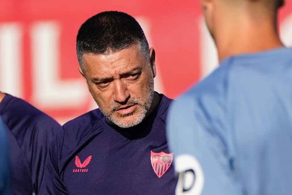 Cambio De Timón En El Sevilla: Caparrós Sustituye A García Pimienta Cambio De Timón En El Sevilla: Caparrós Sustituye A García Pimienta
