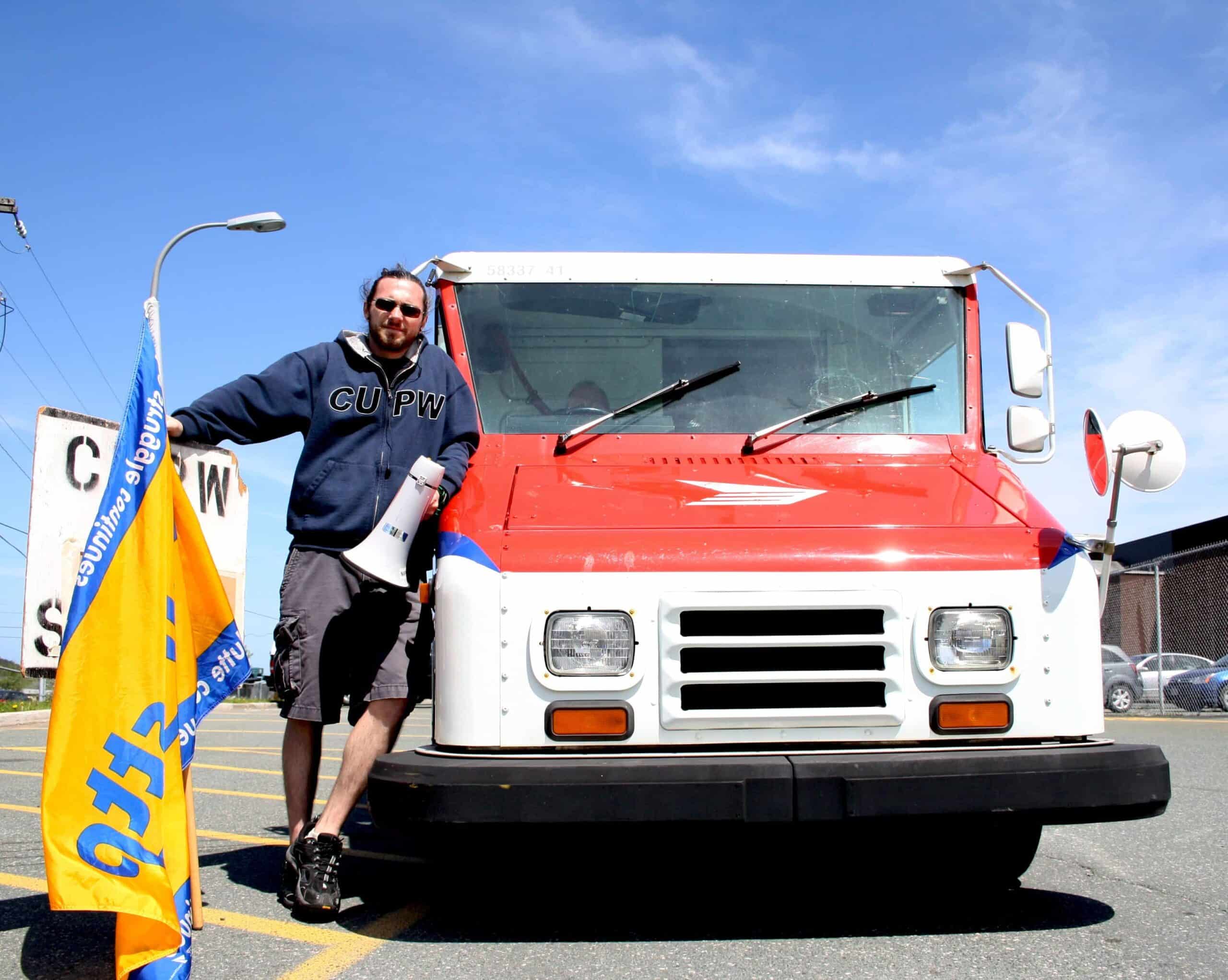 Canada Post Struggles Fuel Alternative Delivery Service Growth Canada Post Struggles Fuel Alternative Delivery Service Growth
