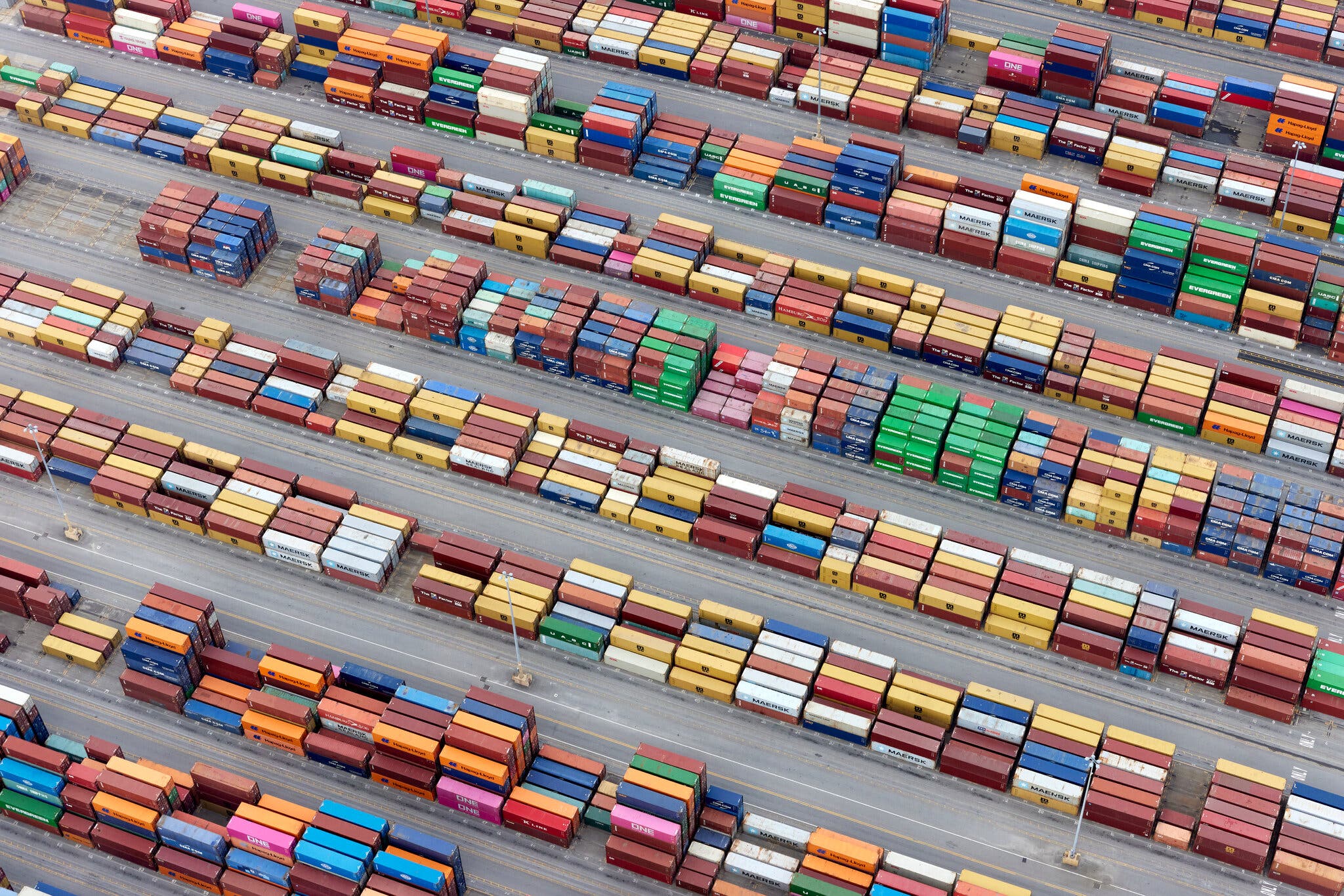 Canada Tariffs: US Ambassador Suggests Incomplete Removal Canada Tariffs: US Ambassador Suggests Incomplete Removal