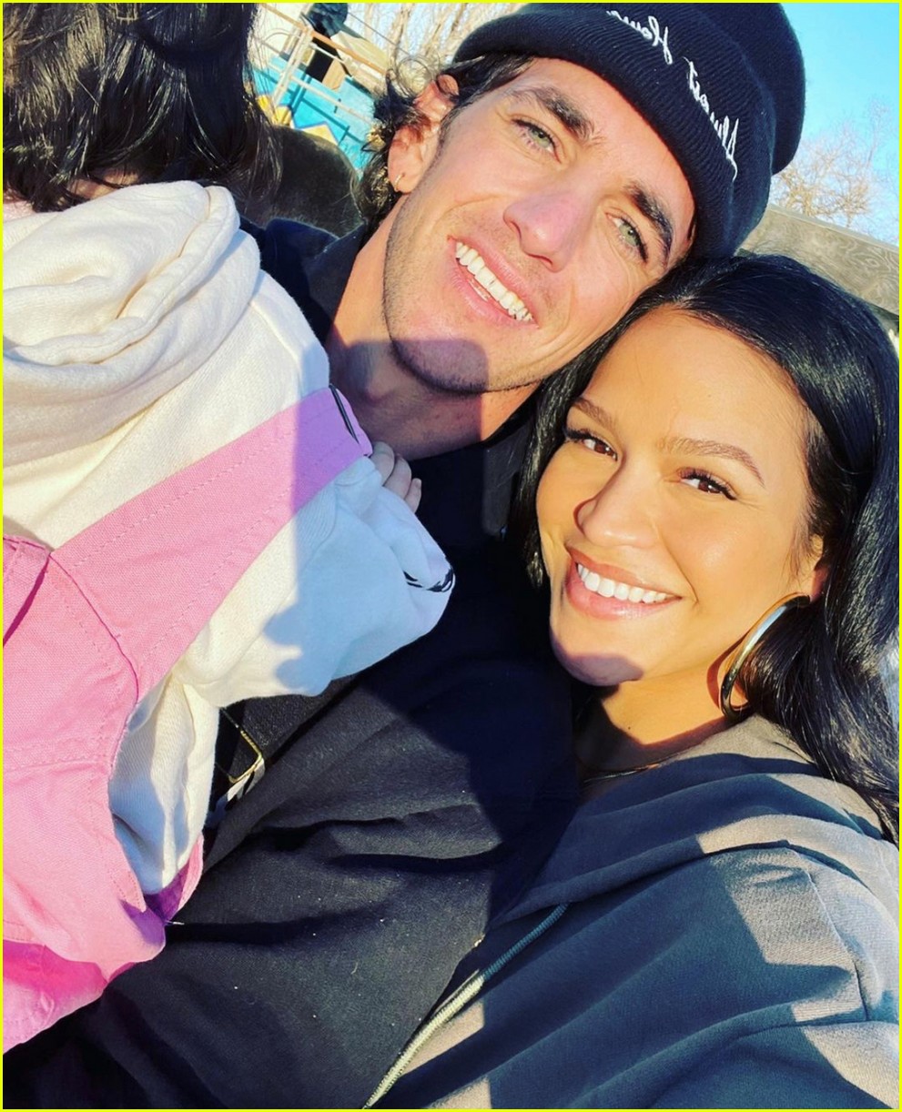Cassie Announces Third Child's Gender On Alex Fine's Birthday Cassie Announces Third Child's Gender On Alex Fine's Birthday