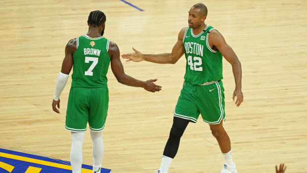 Celtics Guard's Unexpected NBA Award Stance Celtics Guard's Unexpected NBA Award Stance