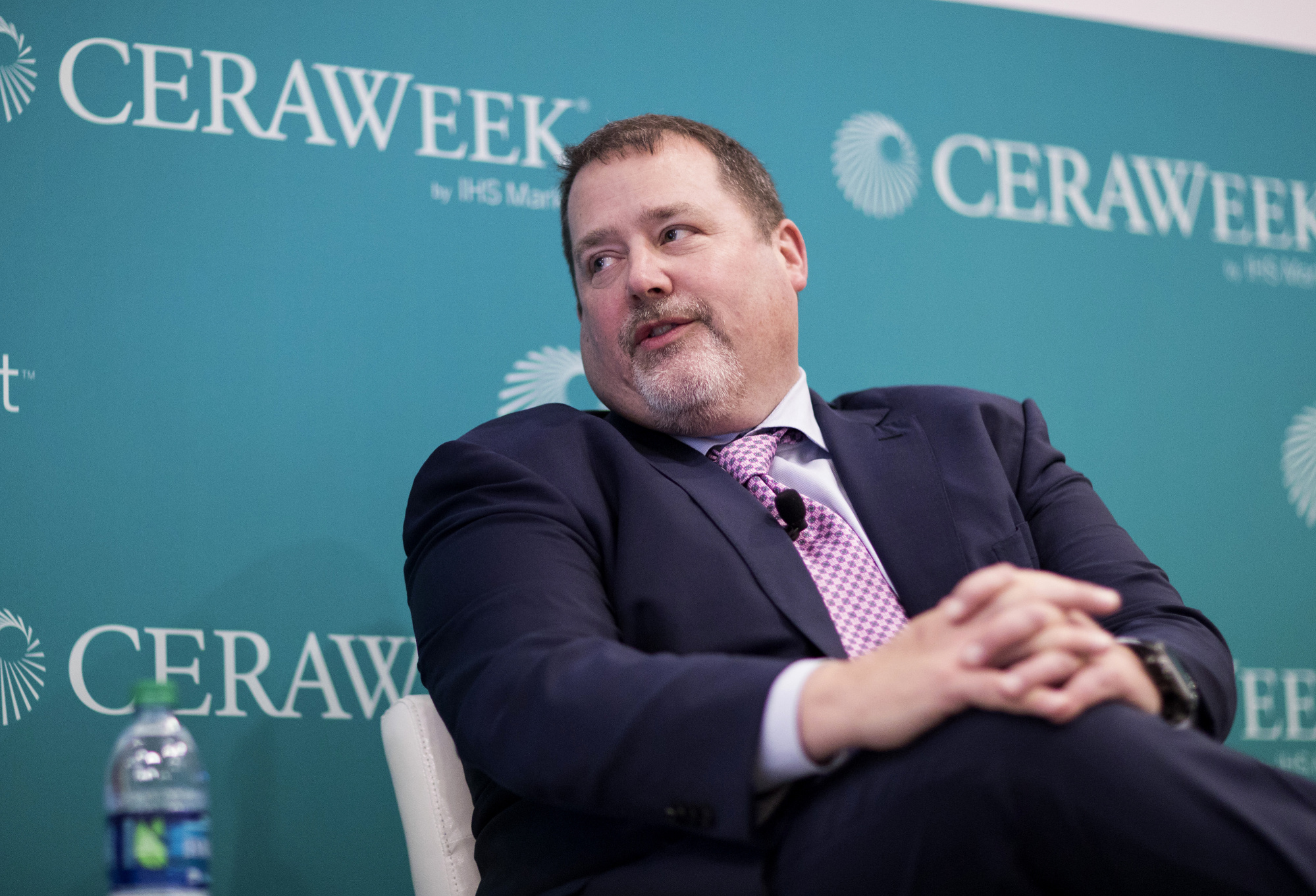 Cenovus CEO Downplays Merger Speculation, Prioritizes Organic Expansion Cenovus CEO Downplays Merger Speculation, Prioritizes Organic Expansion