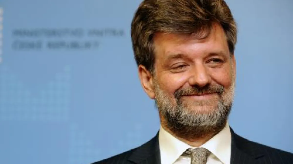 Česká Televize: Omezení Přístupu Novinářů Na Brífinku Vyvolává Kritiku Česká Televize: Omezení Přístupu Novinářů Na Brífinku Vyvolává Kritiku