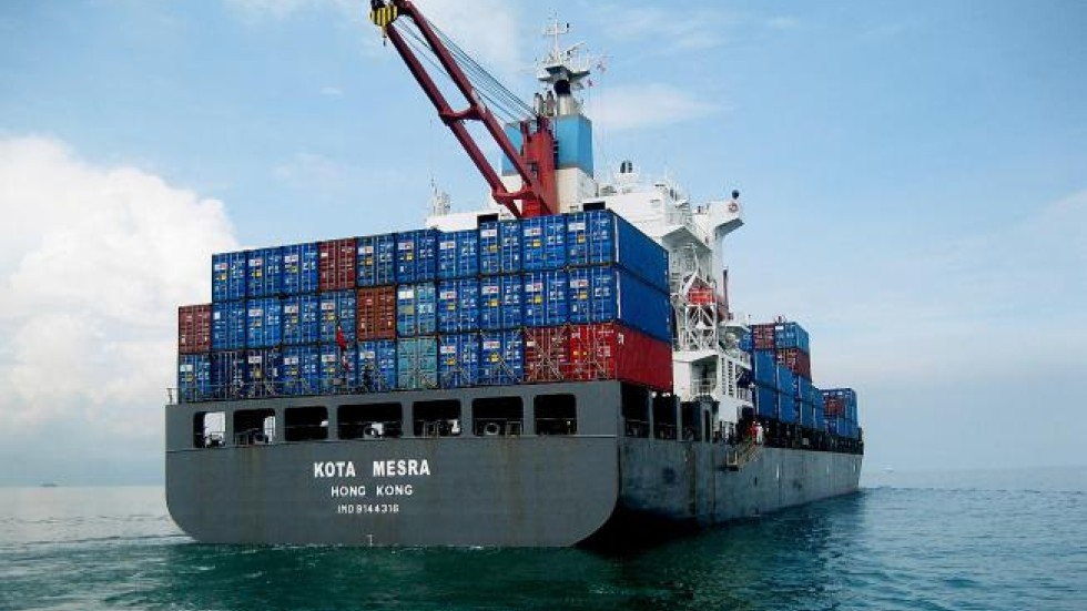 China-US Trade Soars: Exporters Rush To Beat Trade Truce Deadline China-US Trade Soars: Exporters Rush To Beat Trade Truce Deadline